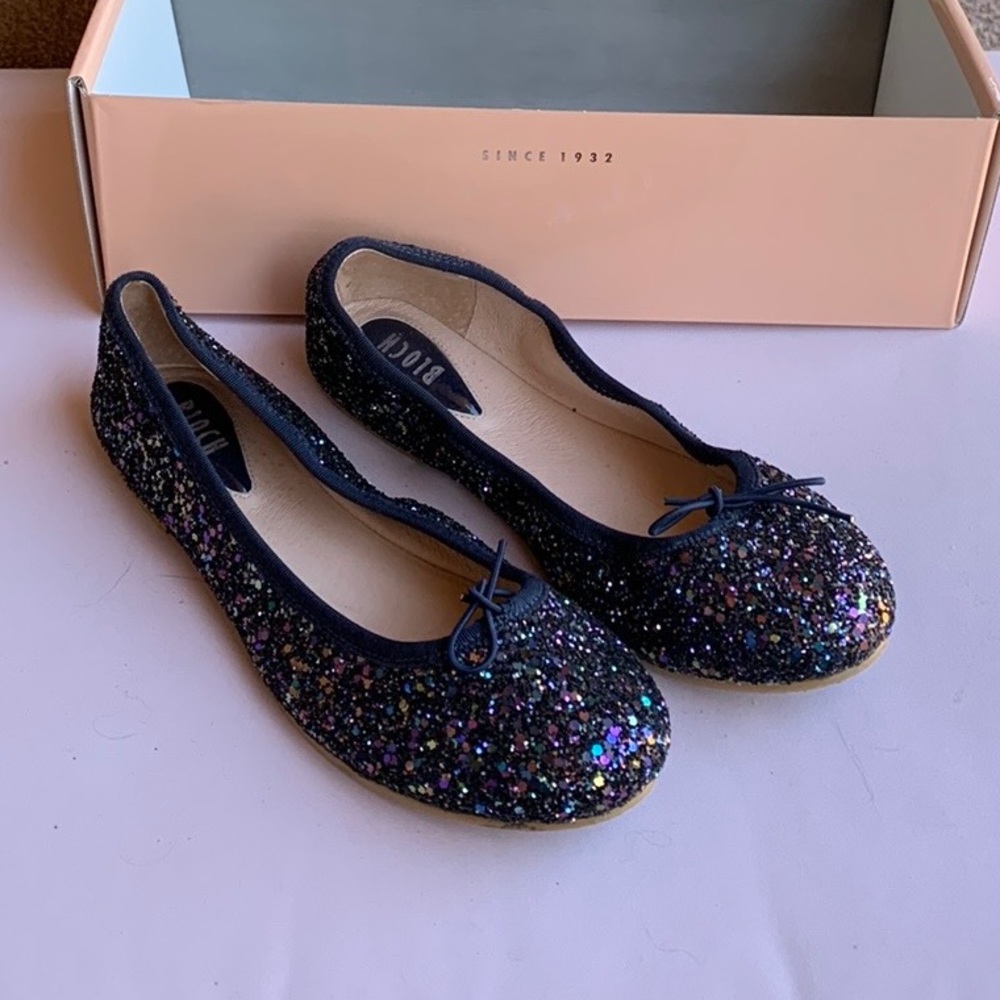 Bloch Navy sparkle ballet dress shoes size 3.5